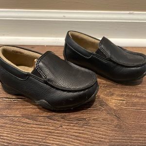Children’s Place dress shoes